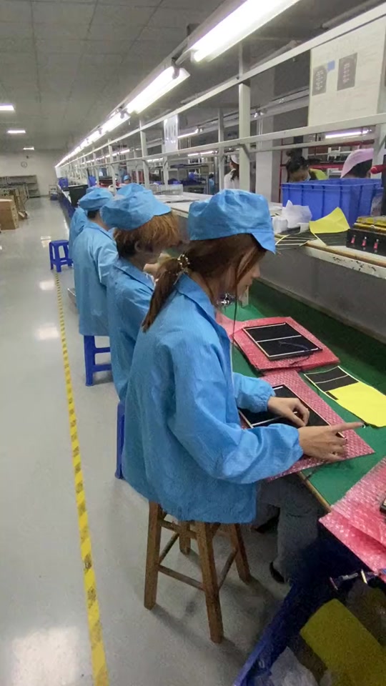 認真的小蘑菇 抖音上的電子治愈時刻